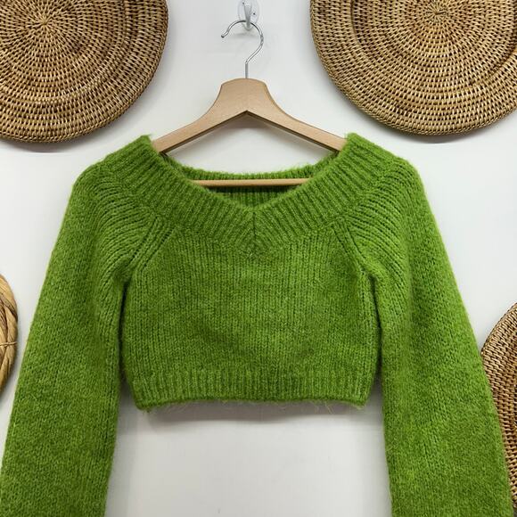 & Other Stories Green Off Shoulder Cropped Wool Knit Jumper Sweater XS Alpaca - Picture 4 of 7
